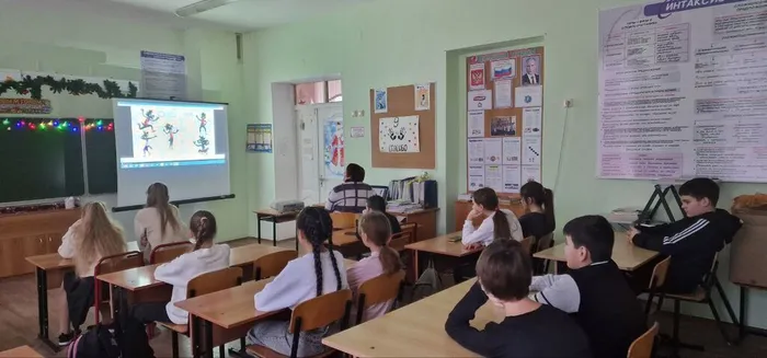 photo_5415639978995288998_y