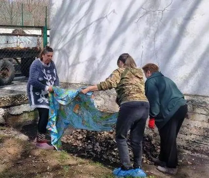 efb996ee-32c4-4dc6-8504-a82fa867bdc5