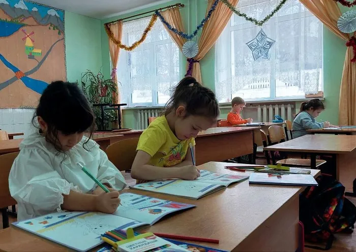 photo_5355341992528908843_y